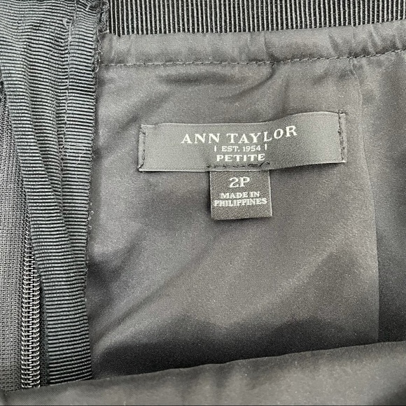Ann Taylor Ruffled Black Skirt Sz 2 Petite - Picture 5 of 9